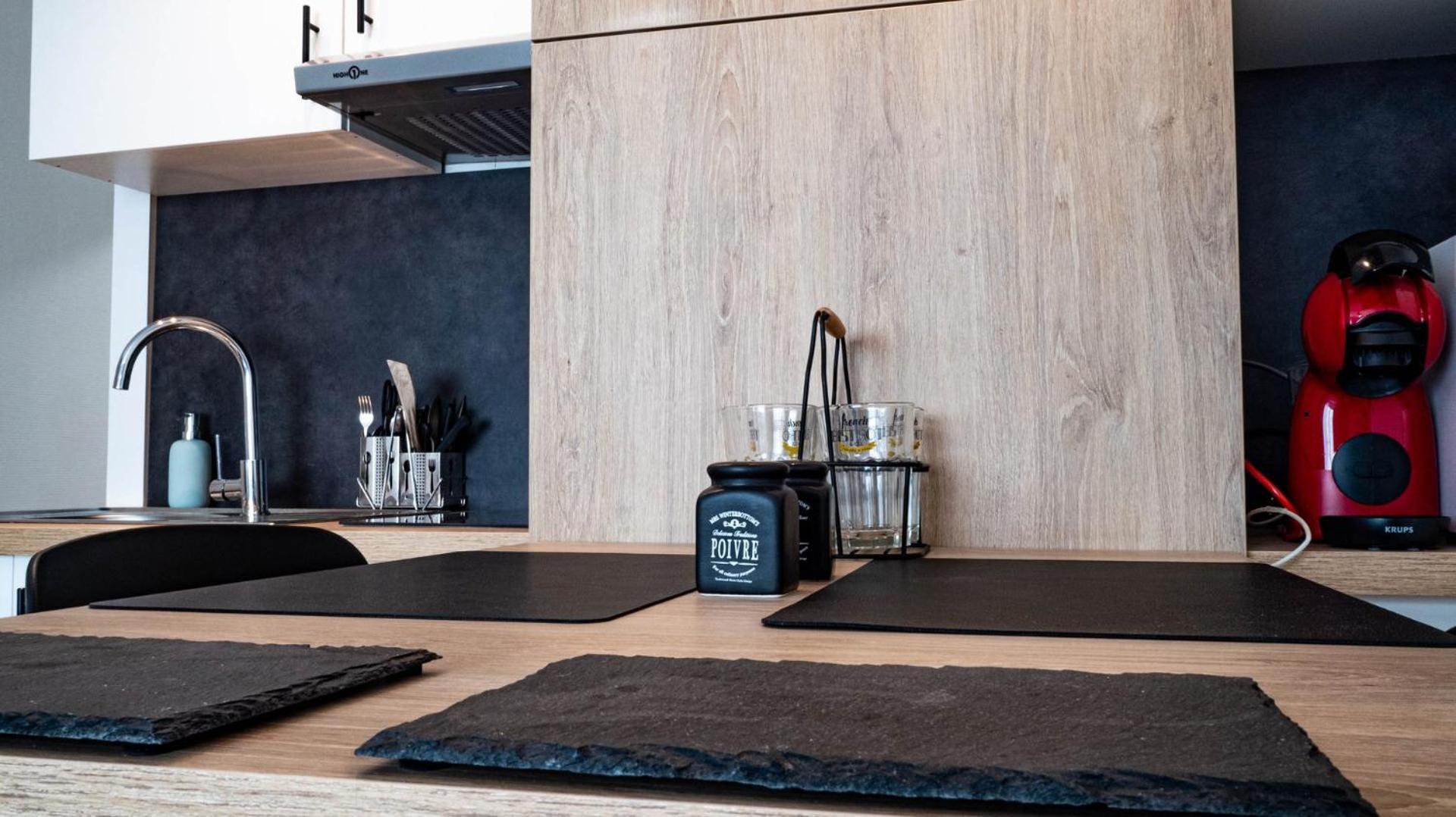 Le Petit Hotel - Superbe Studio Entierement Neuf Poitiers Eksteriør bilde